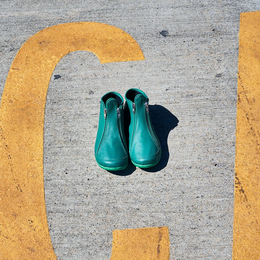 Moka Green | Botita con cremalleras - Flux Concept Store