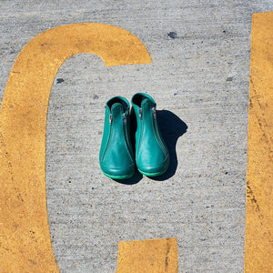 Moka Green | Botita con cremalleras - Flux Concept Store