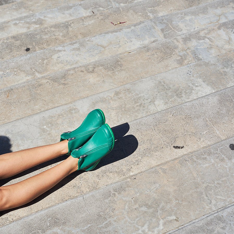 Moka Green | Botita con cremalleras - Flux Concept Store